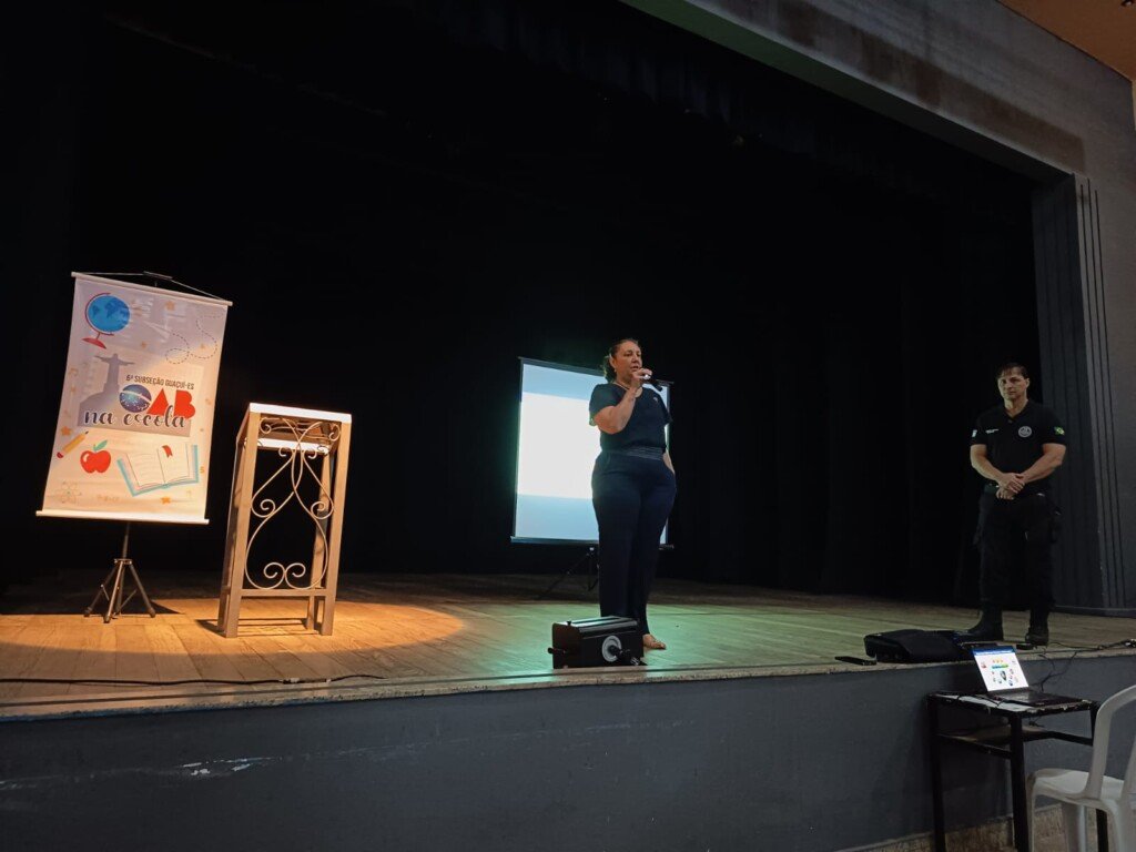 2026-08-26 - OAB na escola (4)